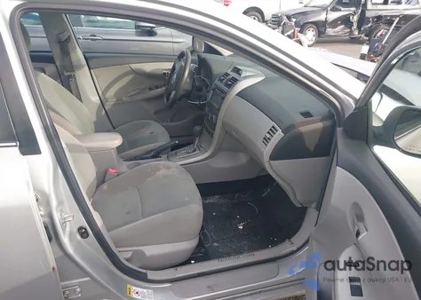 2013 Toyota Corolla Le z USA, uszkodzony, nr VIN 2T1BU4EE6DC014800